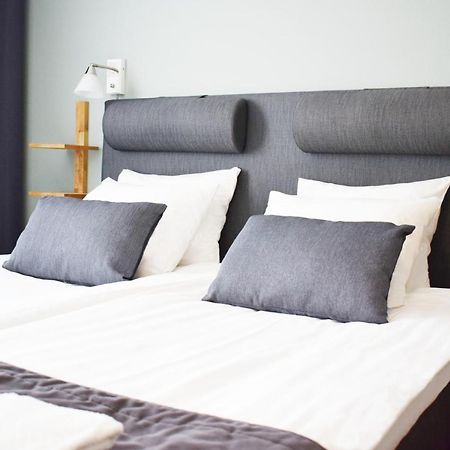 Hotell Gaestis Tierp Exterior foto
